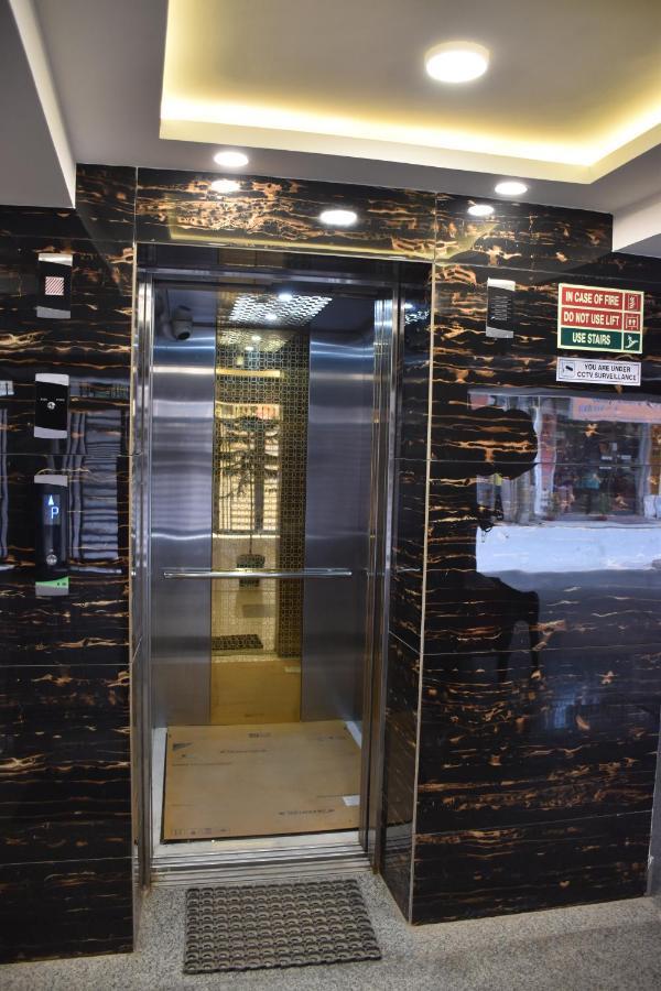 Lemon Green Residency - Hotel And Serviced Apartments Nueva Delhi Exterior foto